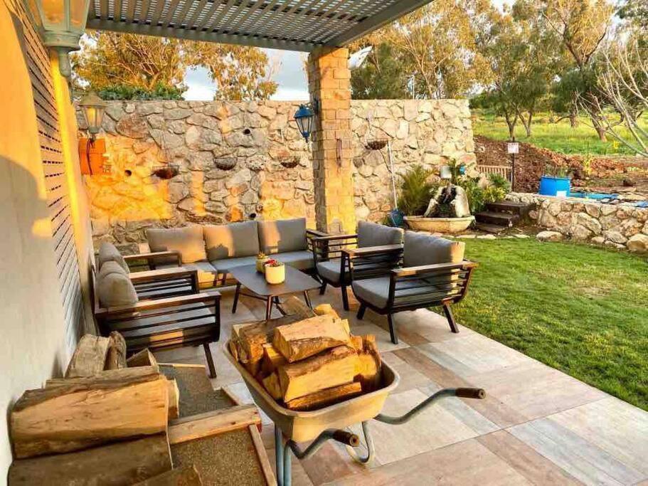 אחוזת היניבים Yaniv Estate Vila Nurit Exterior foto